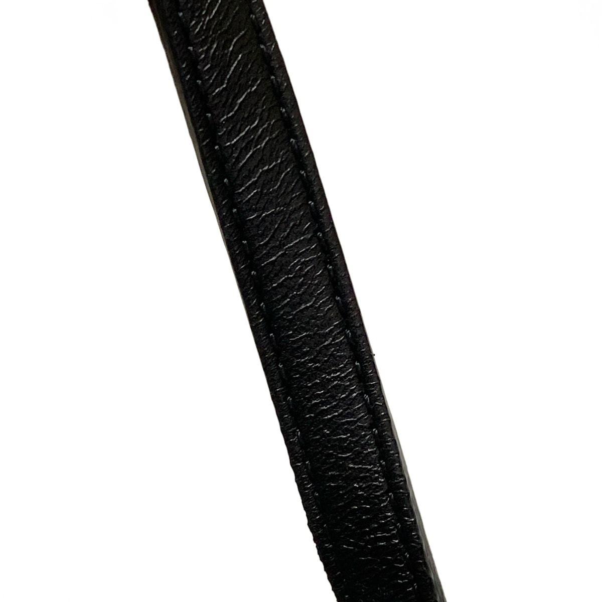 CELINE トリオラージ　navy blue CELINE(セリーヌ) ショルダーバッグ トリオラージ 黒 レザー