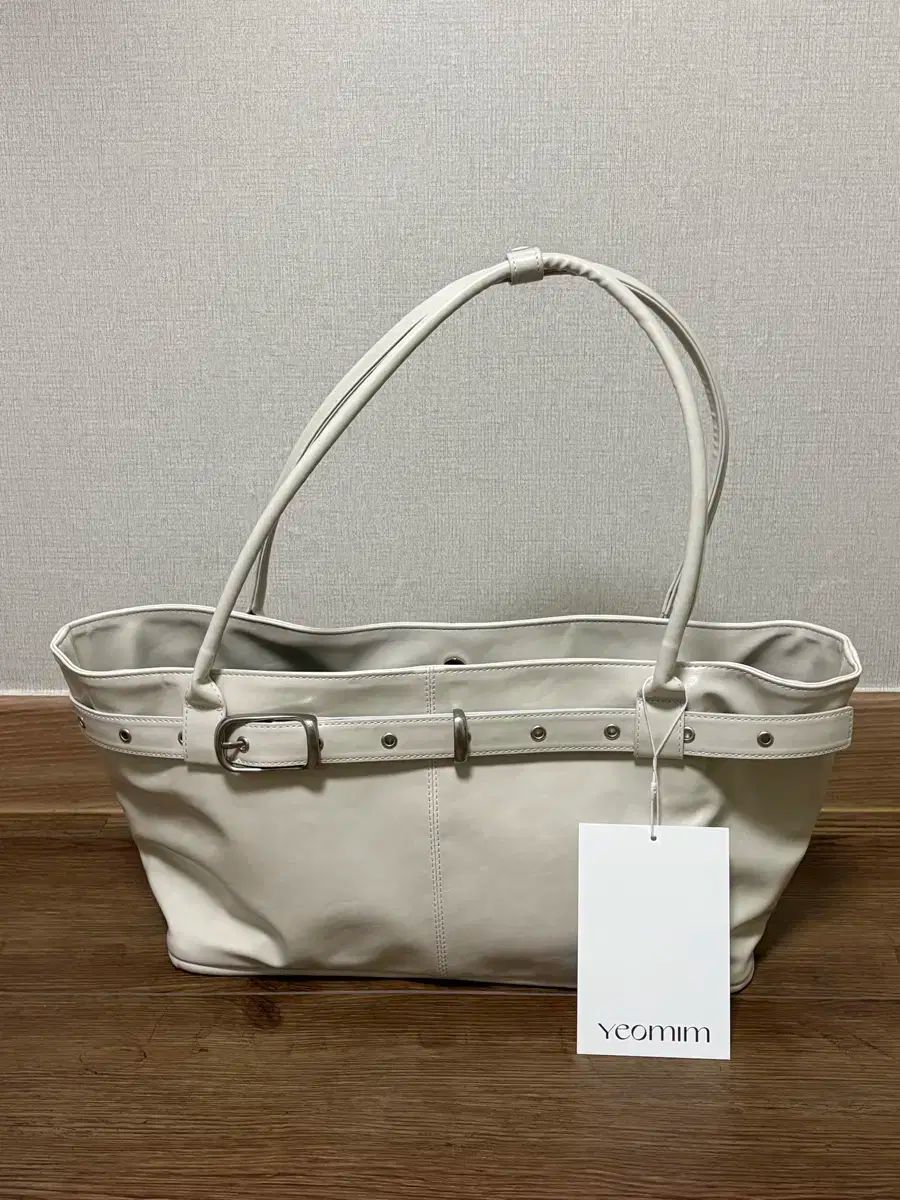 [YEOMIM] Belted Boat Bag ★すぐ品切れ★ 7/30 Pre-order delivery [5th restock] Belted boat bag (black