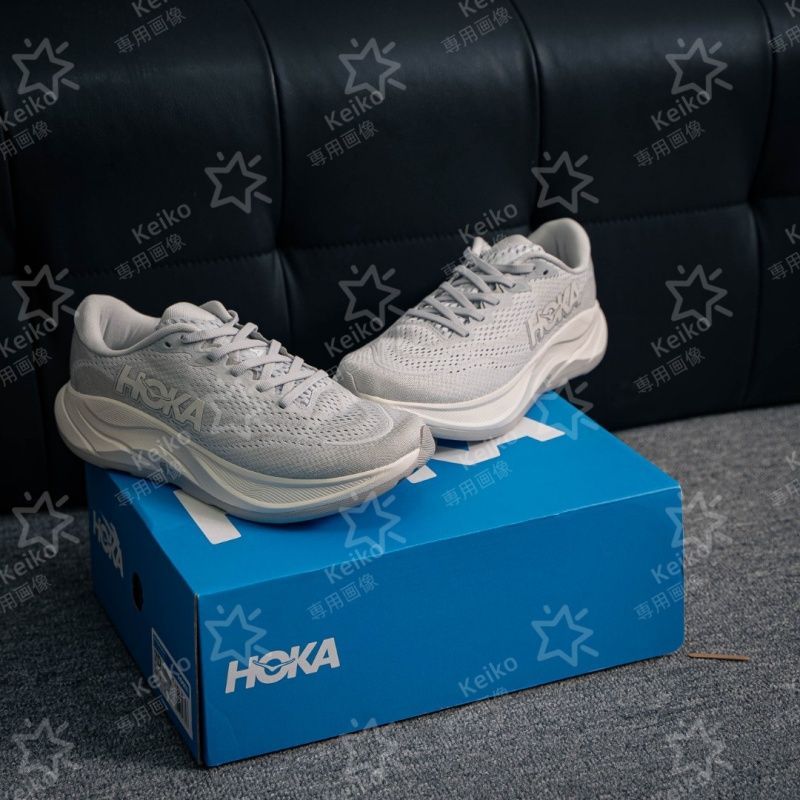 HOKA ONE ONE RINCON 4ローカットランニングシューズ