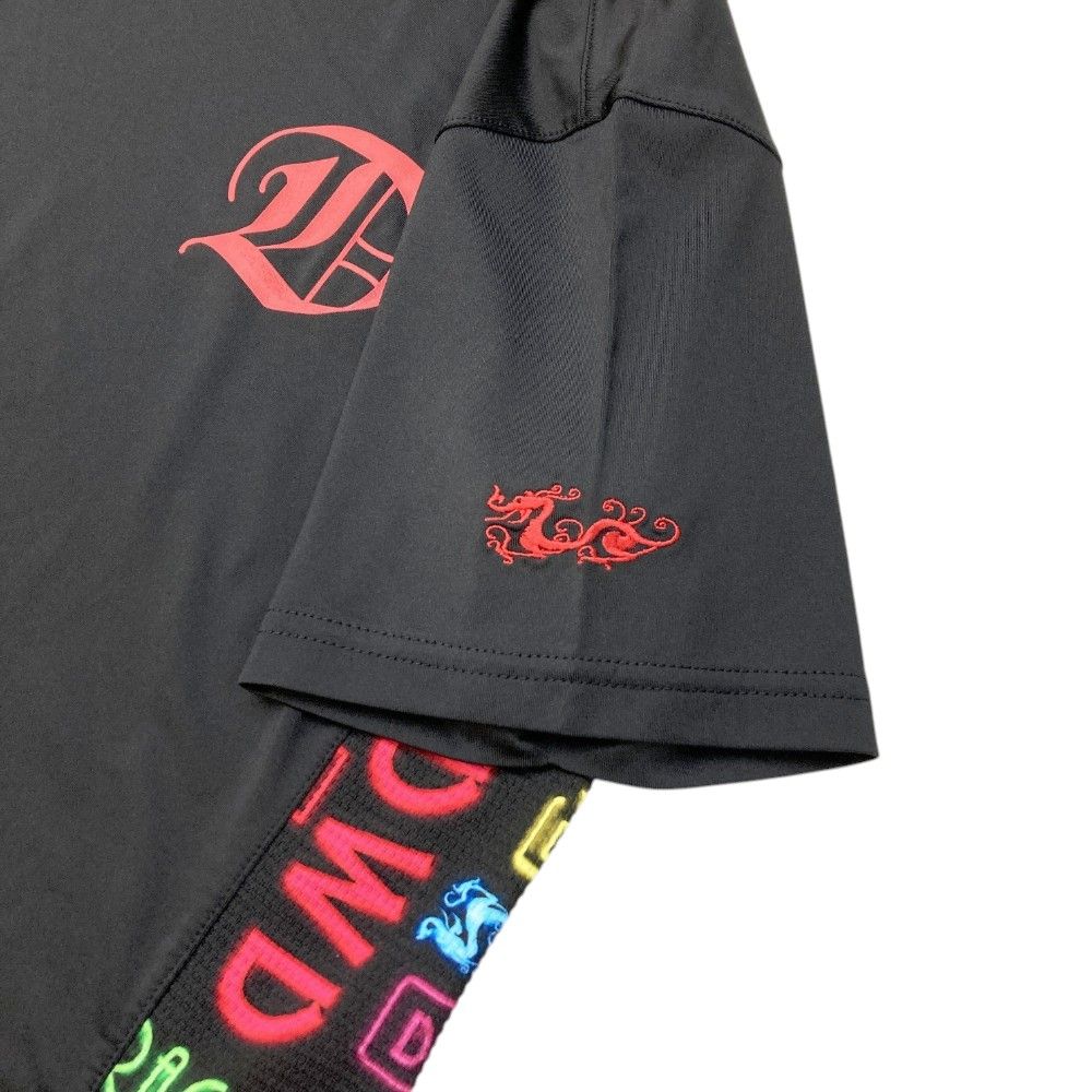 サイズ：2 DANCE WITH DRAGON ダンスウィズドラゴン  ハイネック半袖Tシャツ  ブラック系 [240101243549] ゴルフウェア メンズ ストスト サイズ：2 DANCE WITH DRAGON ダンスウィズドラゴン ハイネック
