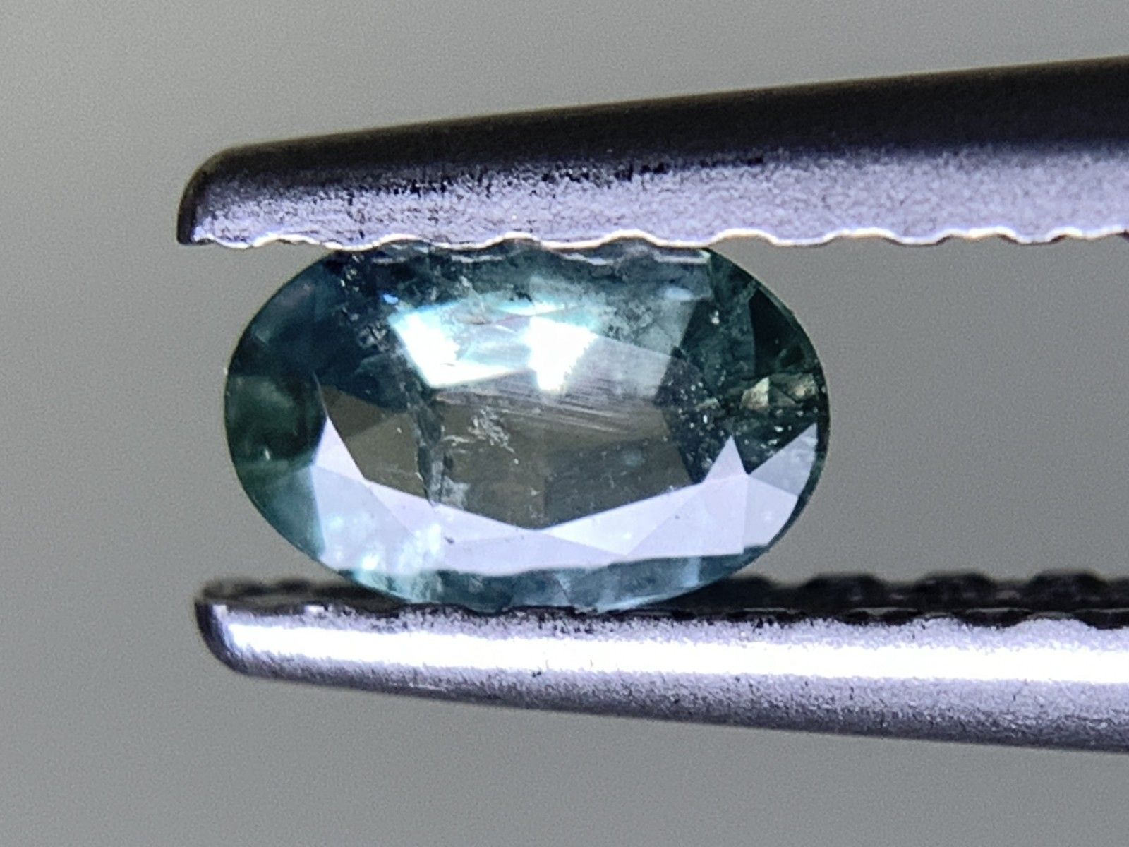 アレキサンドライト アレキサンドライト 0.507ct 中央宝石 アレキサンドライト アレキサンドライト 0.507ct 中央宝石
