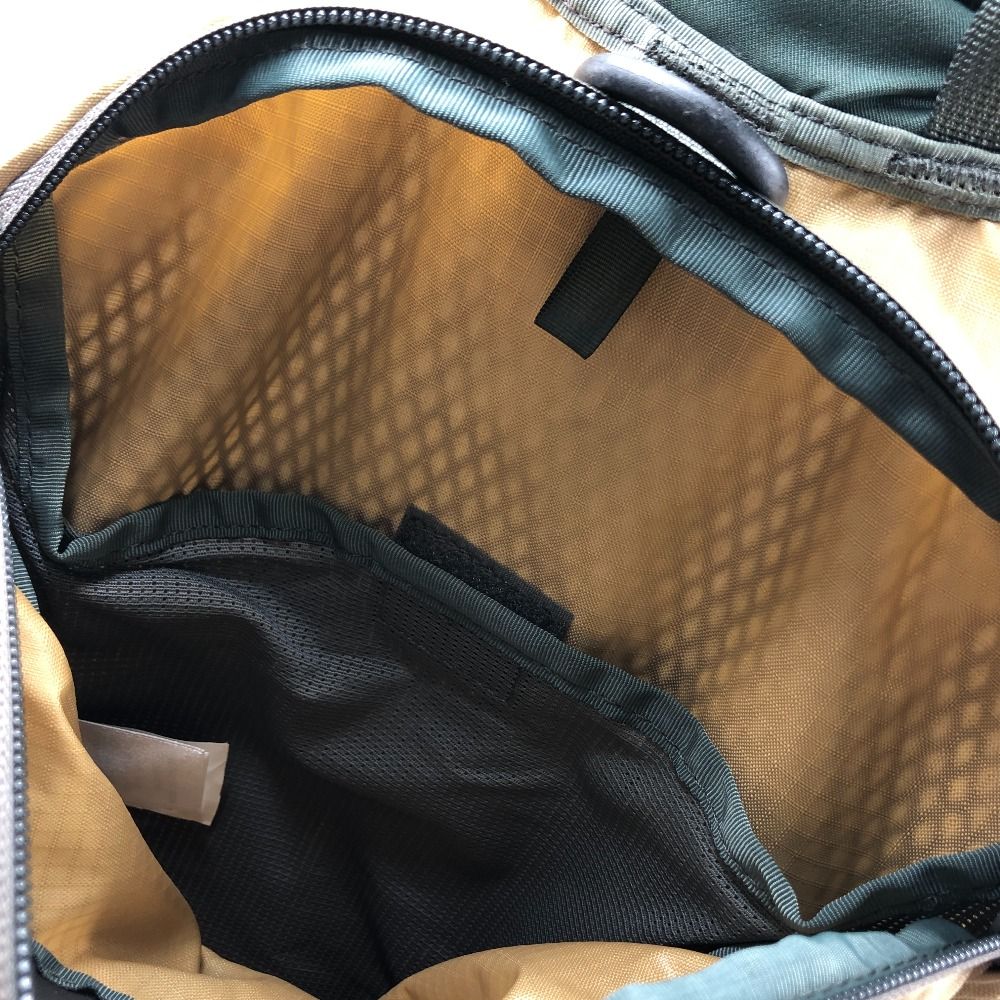 フィッシングベスト