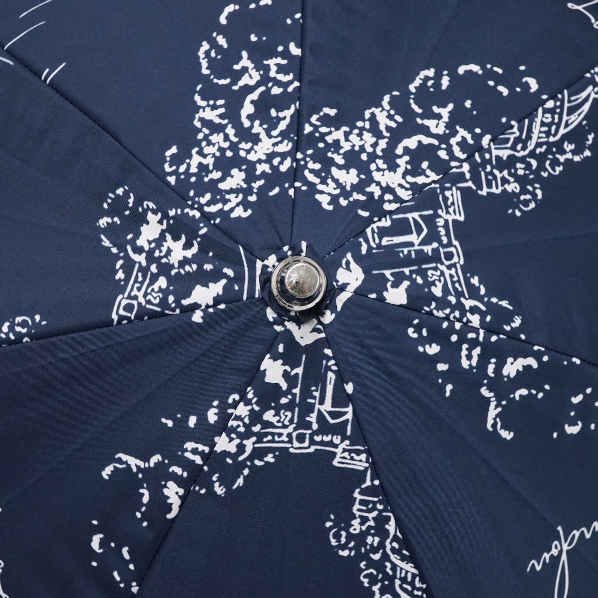 Aquascutum　ロンドンガール　晴雨兼用　サマーシールド Aquascutum（アクアスキュータム）】 ロンドンガールイラスト