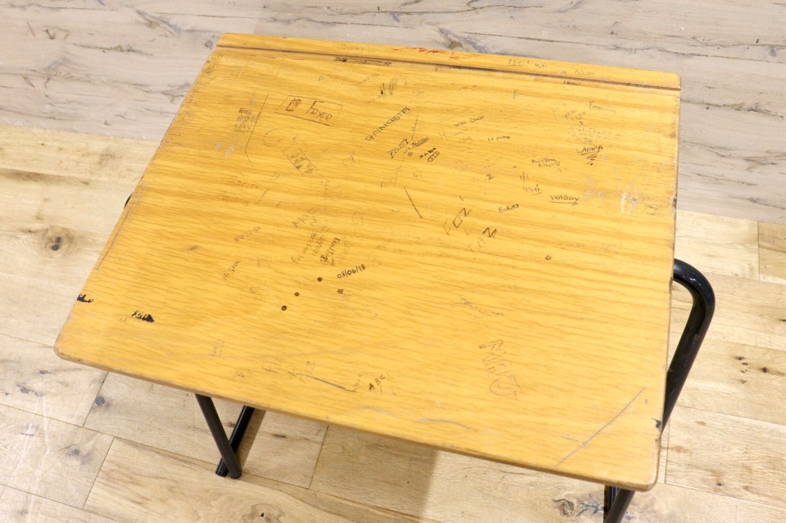 パソコンデスク