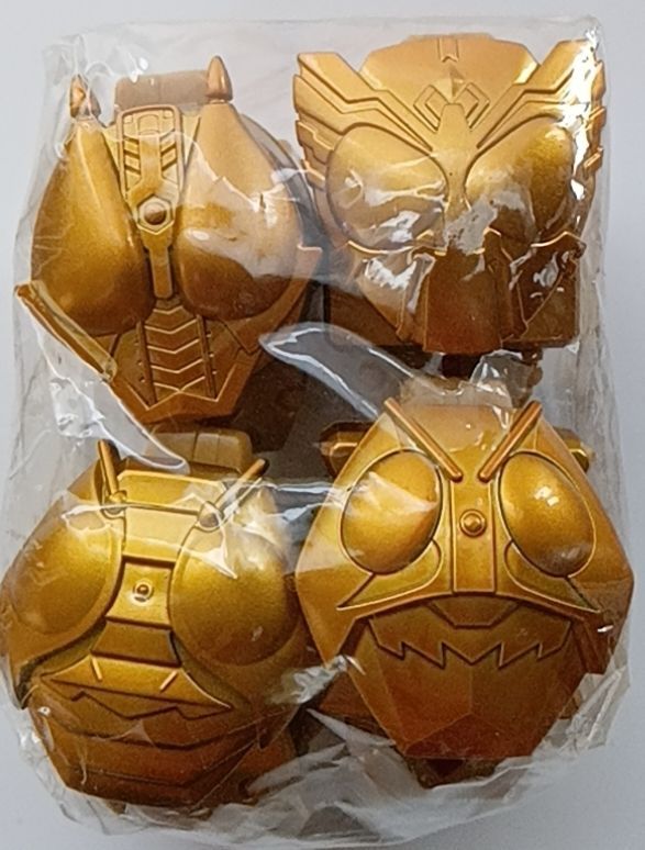 中古 ガンバライド限定抽選企画 レジェンドライダースイッチキャンペーン 仮面ライダー変身ベルト DXフォーゼドライバー用のガンバライド抽選企画品 ゴールドスイッチ一式の出品になります。1号ライダー/V3/電王／オーズスイッチ4点セット - メルカリ