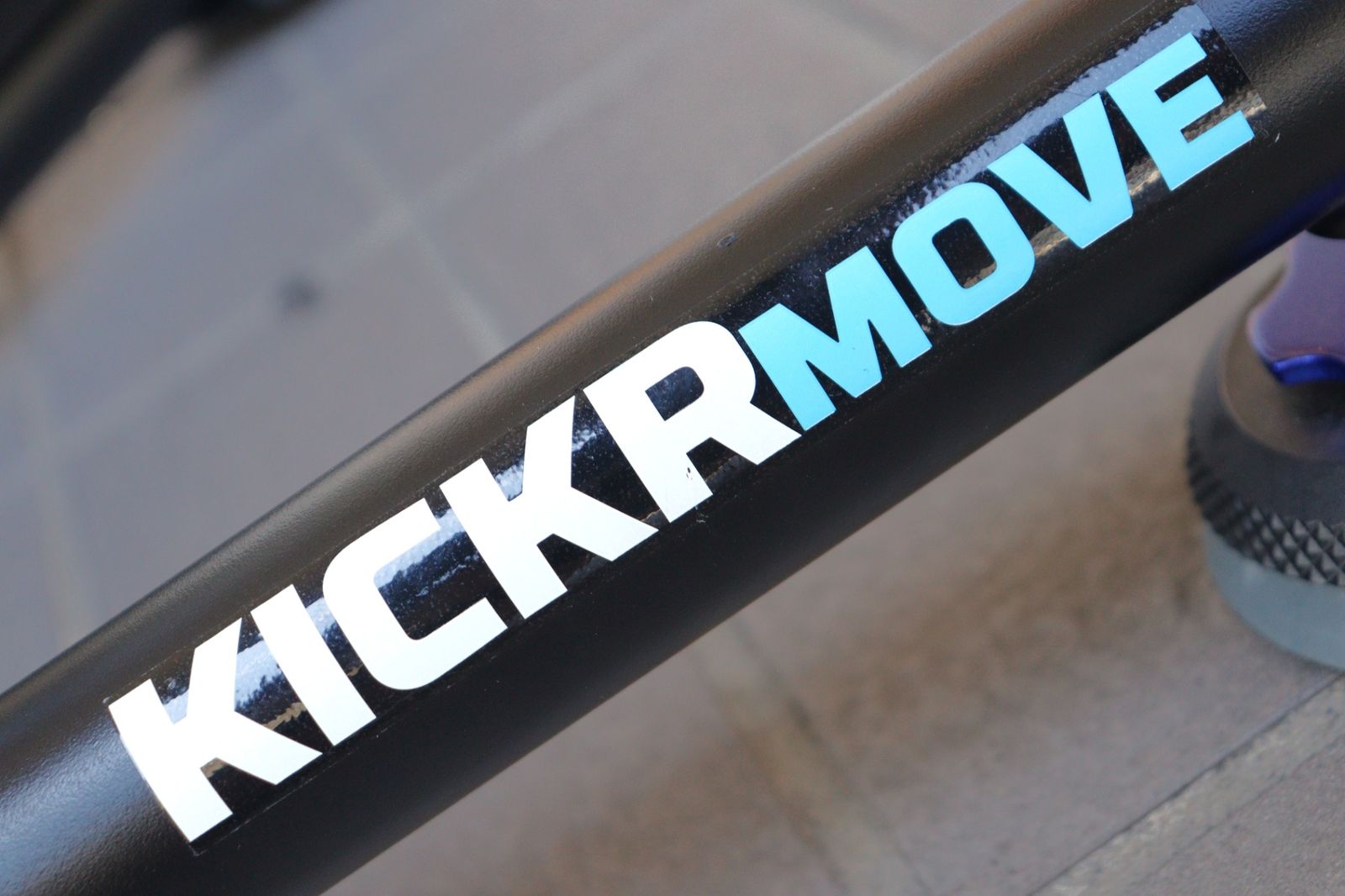 全商品業界最安値に挑戦！ 店頭お渡し ワフー Wahoo キッカー ムーヴ KICKR MOVE ダイレクトドライブ スマートトレーナー ローラー台 接続 済 横浜店