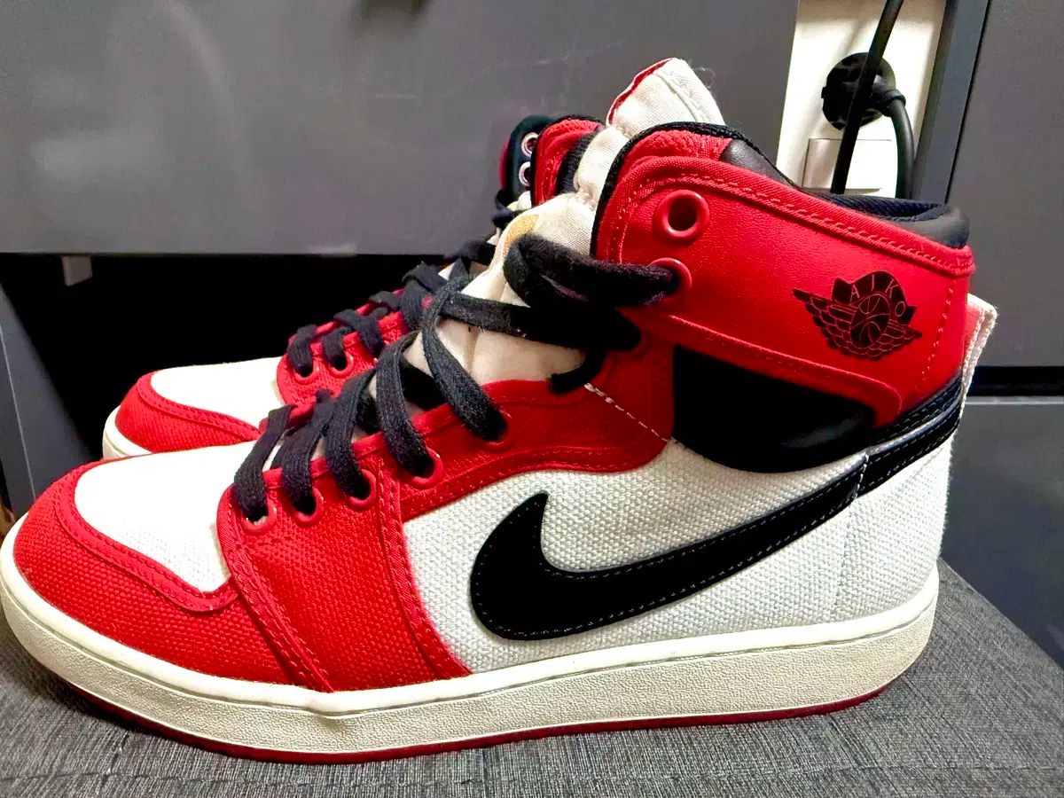 NIKE ナイキ ジョーダン 1 シカゴ ko 2021 260
