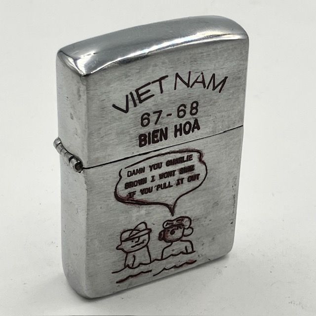 ZIPPO ベトナム 1967年前期 ピーナッツ チャーリーブラウンとルーシー ベトナムジッポー