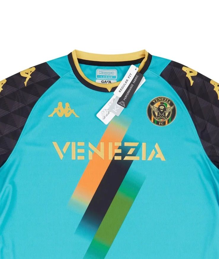 カラーゴールドVENEZIA FC サードユニフォーム22／23 - ウェア