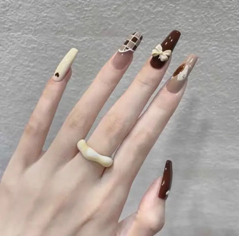 ネイルチップ ロング チェック 3Dリボン 緑 茶色 粘着テープ付き