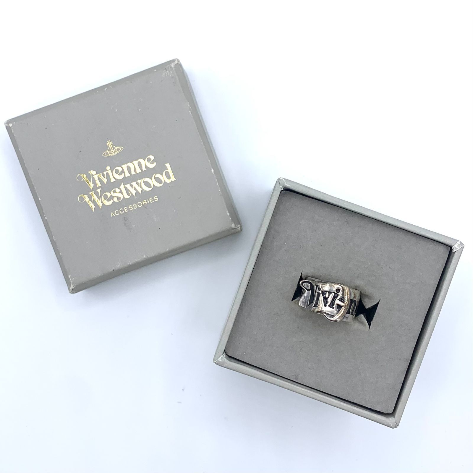 ▽Vivienne Westwood/ヴィヴィアンウエストウッド ベルトリング 