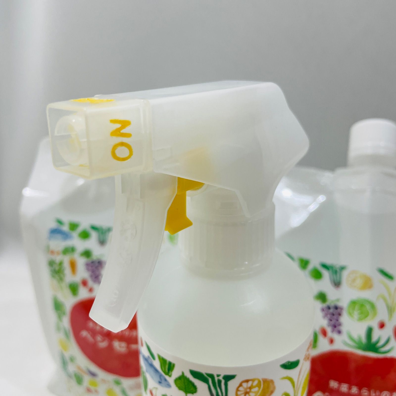ベジセーフ 野菜あらいのお水　4リットル Amazon.co.jp: ベジセーフ 4L 大容量 お米 お米を洗う 野菜洗い