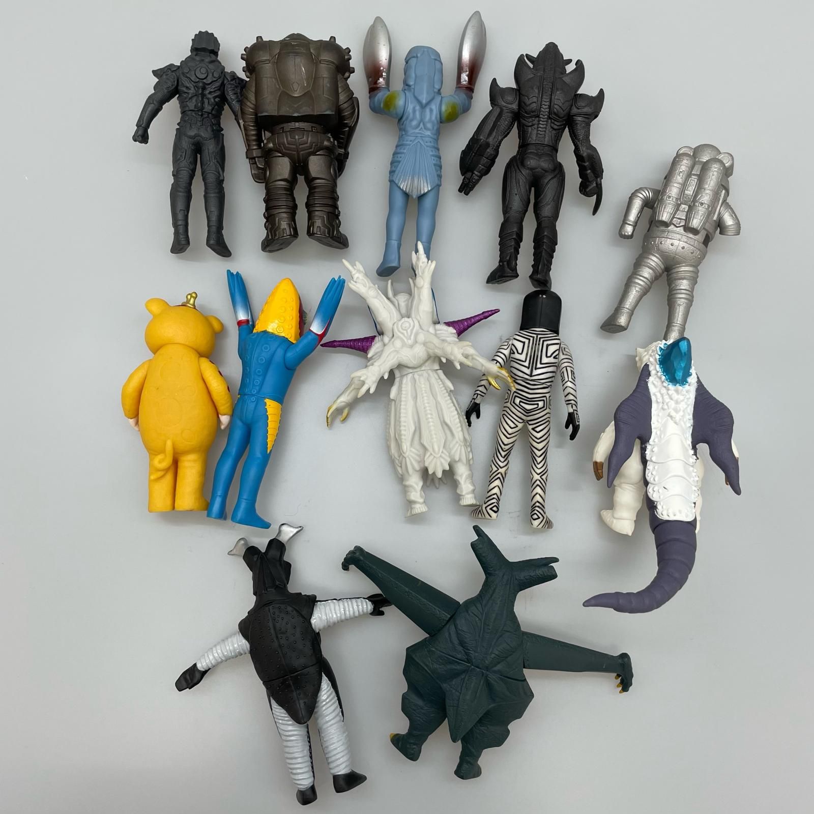 Ultraman] Monster Soft Vinyl Figure Set of 16 ［ウルトラマン