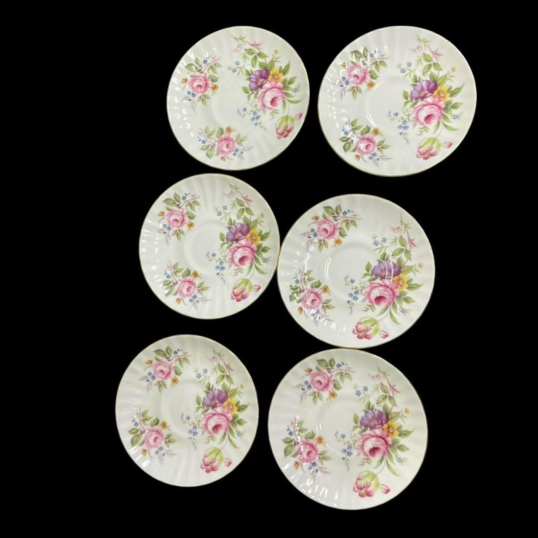 カップ＆ソーサー