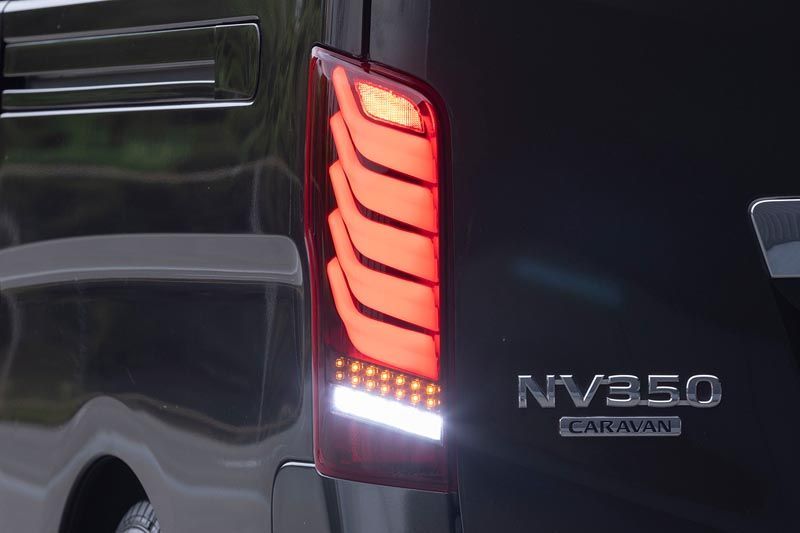 ヴァレンティ　キャラバン　テールランプ ジュエルLEDテールランプULTRA ニッサン キャラバン/NV350