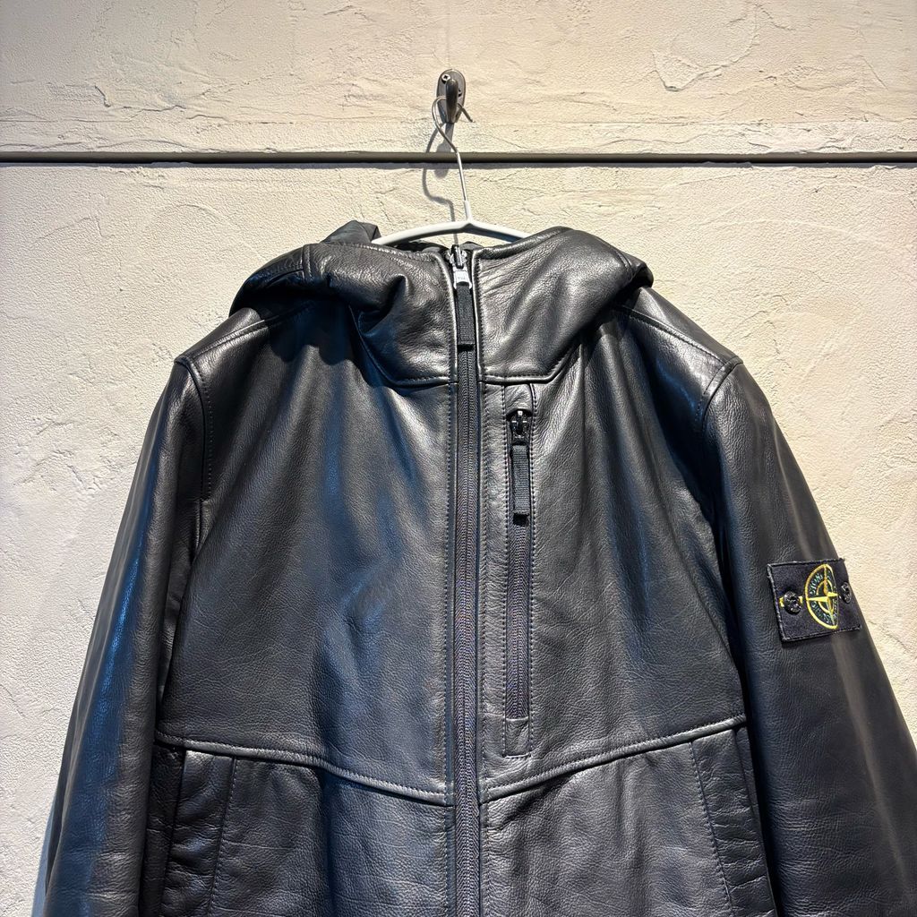 STONE ISLAND ストーンアイランド PRIMALOFT REVERSIVLE LEATHER