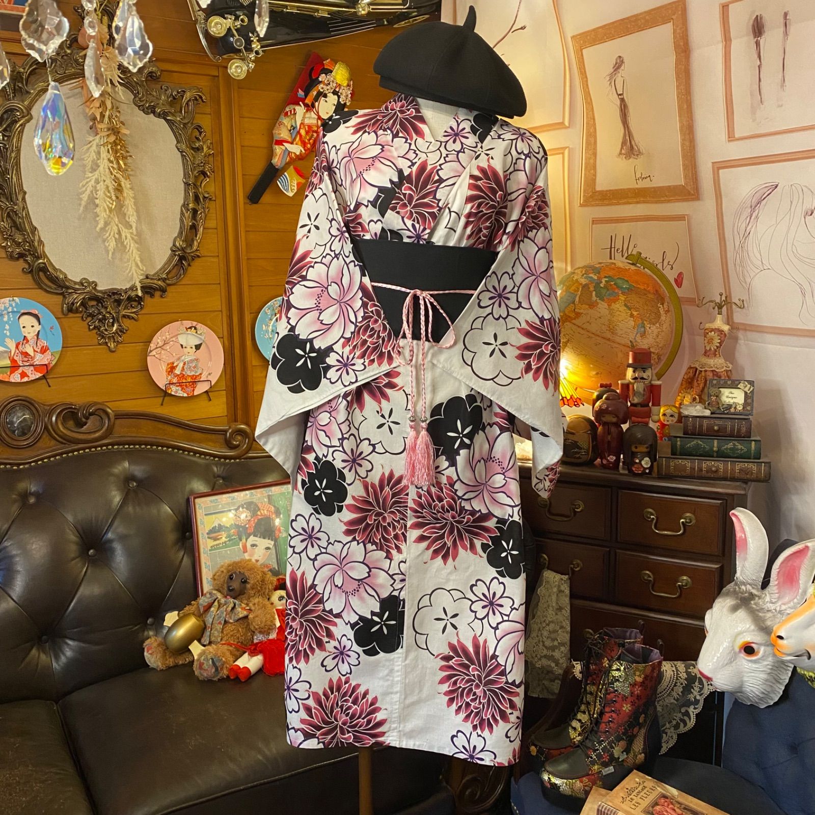 浴衣ドレス　リメイク品　黒地にピンク花柄　パニエ付き帯なし 送料込】浴衣ドレス＊個性的なミニ丈＊Mサイズ＊バッグ、ヘッド