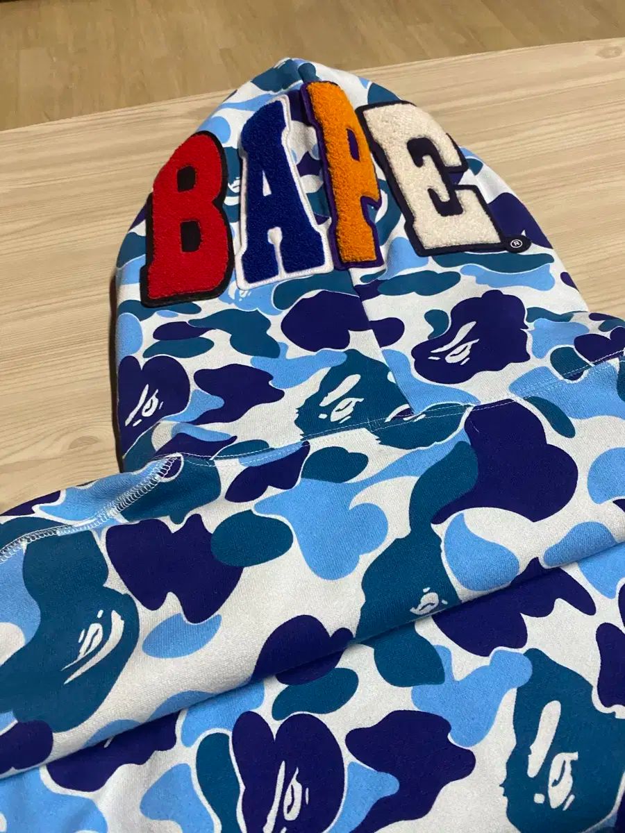 A BATHING APE(アベイシングエイプ) ABC カモフラ 第二 プルオーバー フード 青