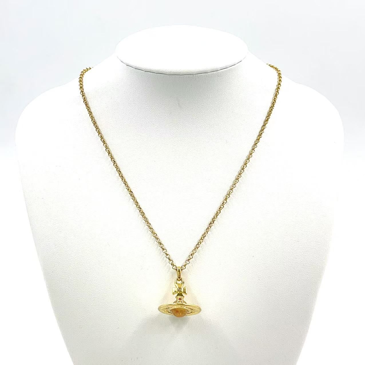 【美品】ヴィヴィアンウエストウッド　タイニーオーブネックレス　ゴールド　GP Vivienne Westwood ヴィヴィアンウエストウッド ネックレス