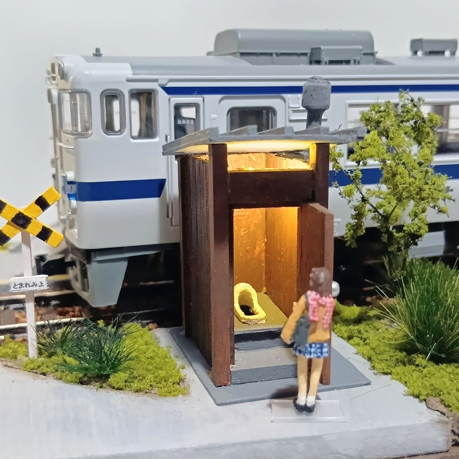 Nゲージ・ジオラマ展示台【海辺の無人駅】 Nゲージ・ジオラマ展示台【海辺の無人駅】