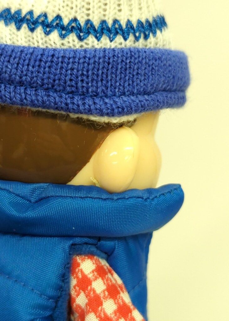 不二家 ペコちゃん ポコちゃん 雪遊び人形セット 特別版 - メルカリ