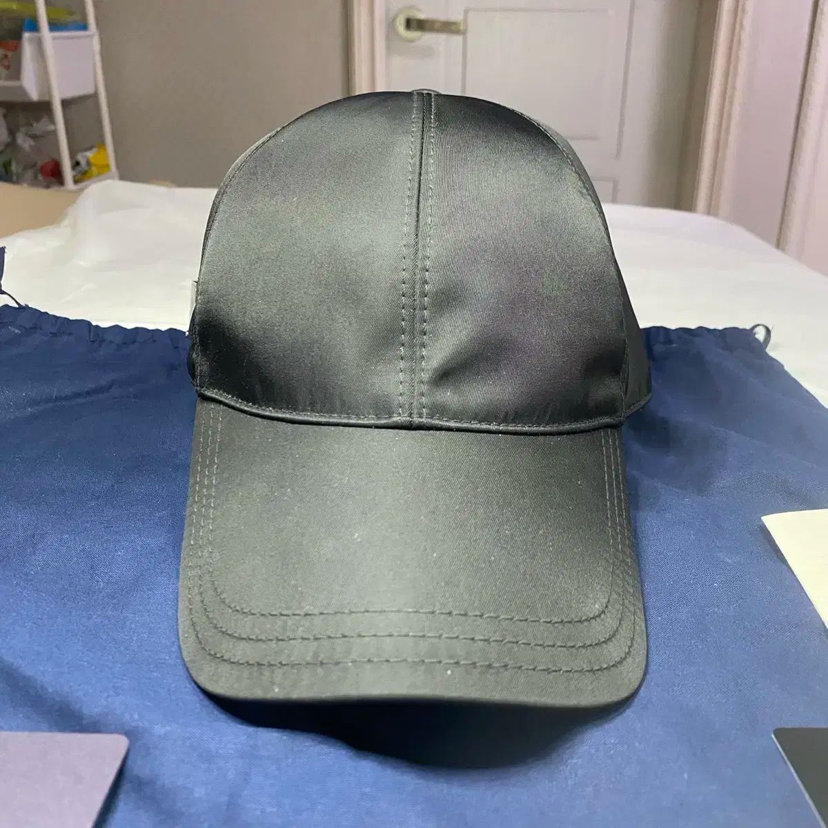 Prada(プラダ) リナイロン ベースボール キャップ ブラック 帽子