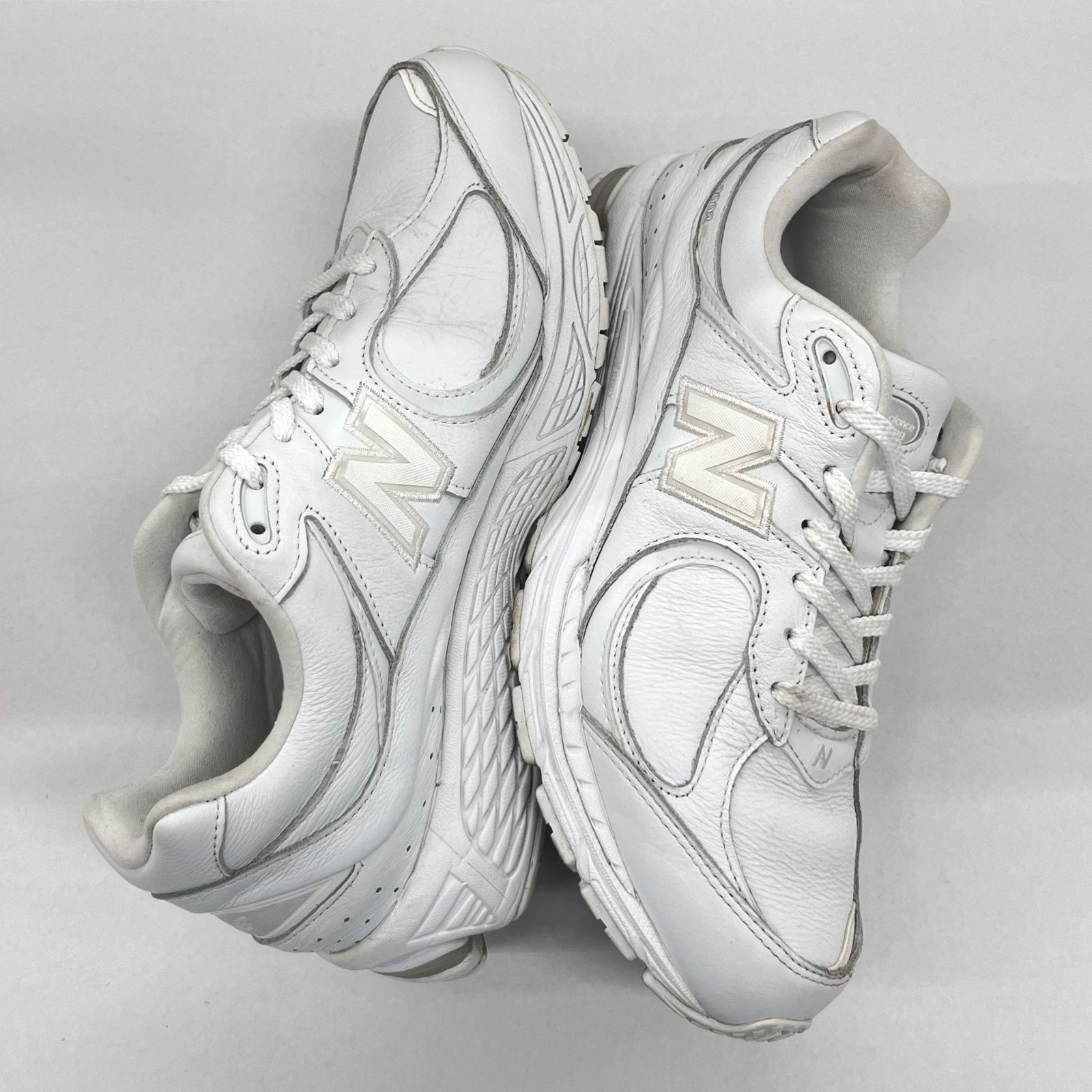 ニューバランス2002R トリプルホワイト 26cm 中古 New Balance 2002R Triple White 28cm ML2002RI メンズ