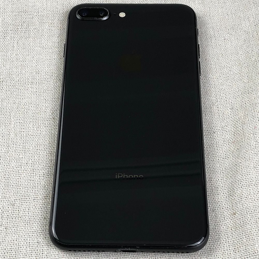 Apple iphone8 plus 64GB スペースグレイ simロックあり