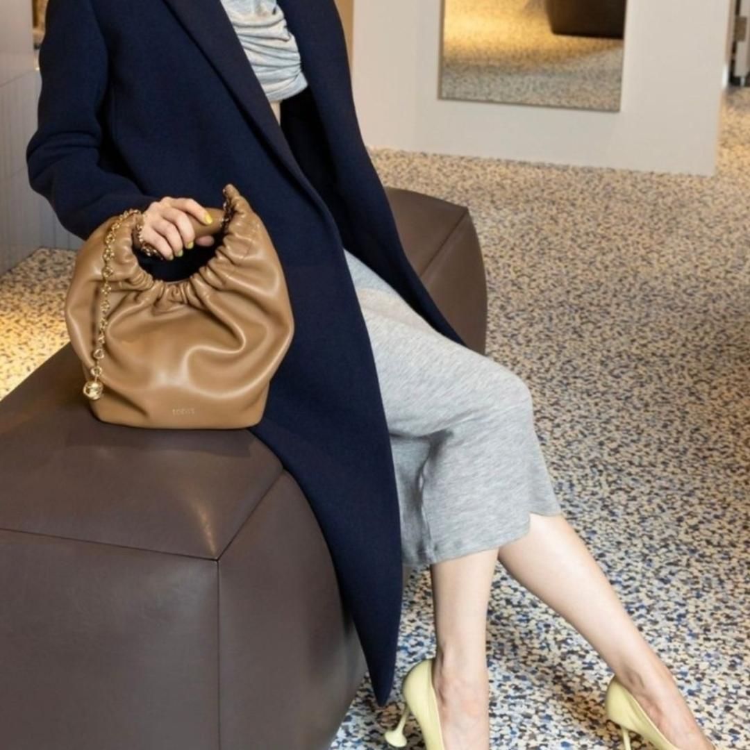 即日発送★LOEWE スクイーズ スモール ナッパ ショルダーバッグ 新品未使用】ロエベ スクイーズ スモール ナッパ ショルダー