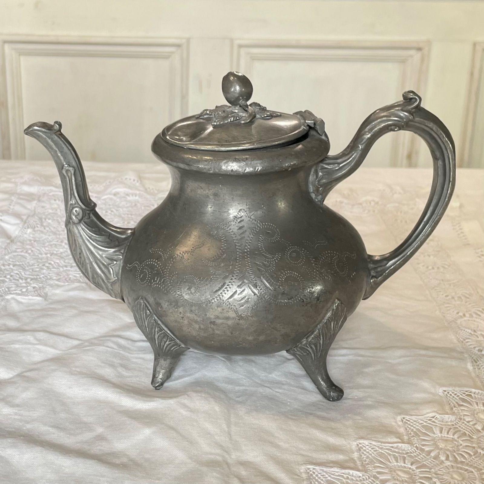 大倉陶園 クラウンエンボス ティーポット シュガー クリーマー