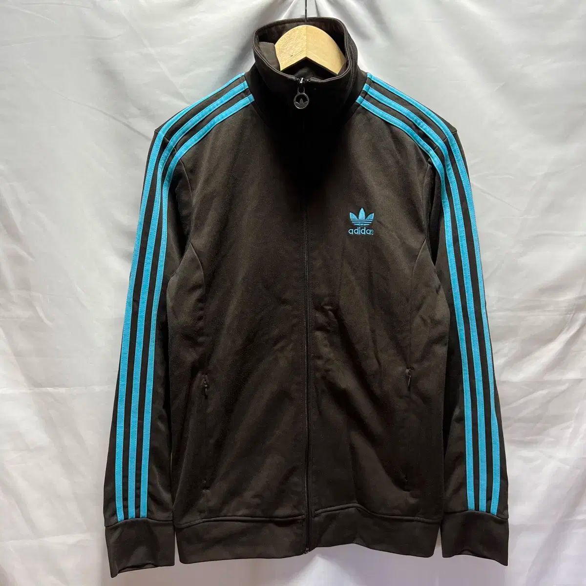 純正品| 105 adidas アディダス ヨーロッパ チョコレートミント 茶色 トラックトップス ジャージ