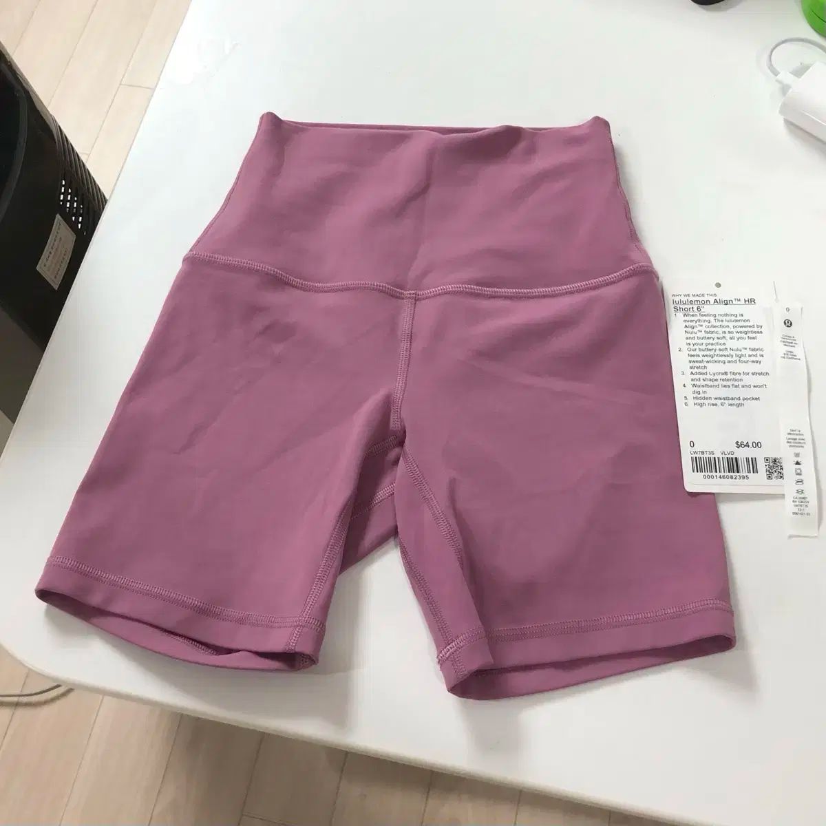ルルレモン　半袖　ショットパンツ　上下セット　M レディース 上下セット セットアップ 半袖 短パン ショート
