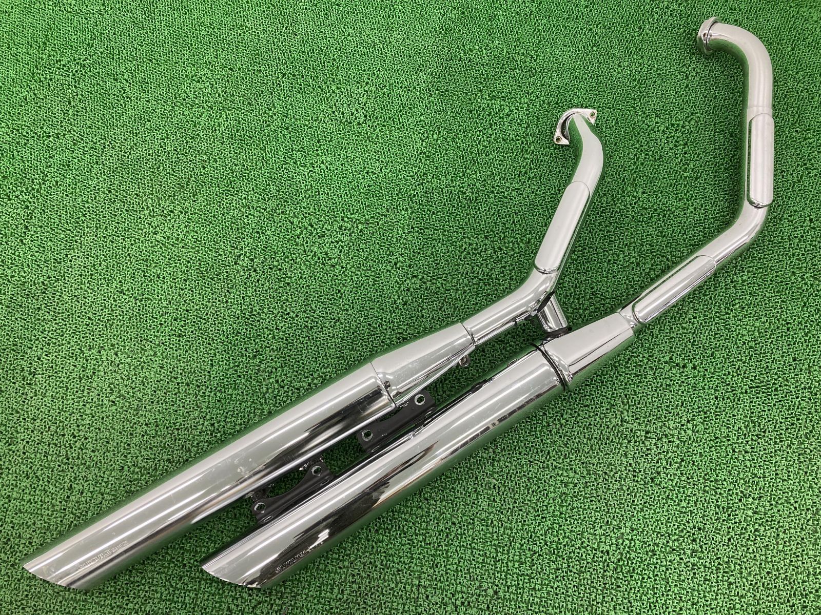 イントルーダークラシック400 マフラー 41F7 スズキ 純正 中古 バイク