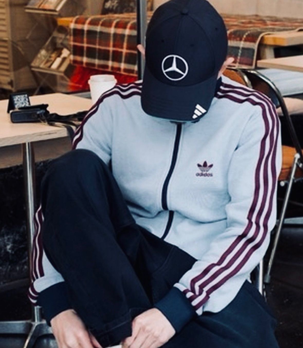 日本未発売カラーXL⭐️新品 adidas アディカラー 刺繍トレ