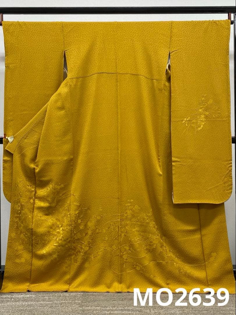 振袖 豪華 銀通し 刺繍 紋意匠 重ね衿 ふり布 褄下簡易比翼 身丈167cm 