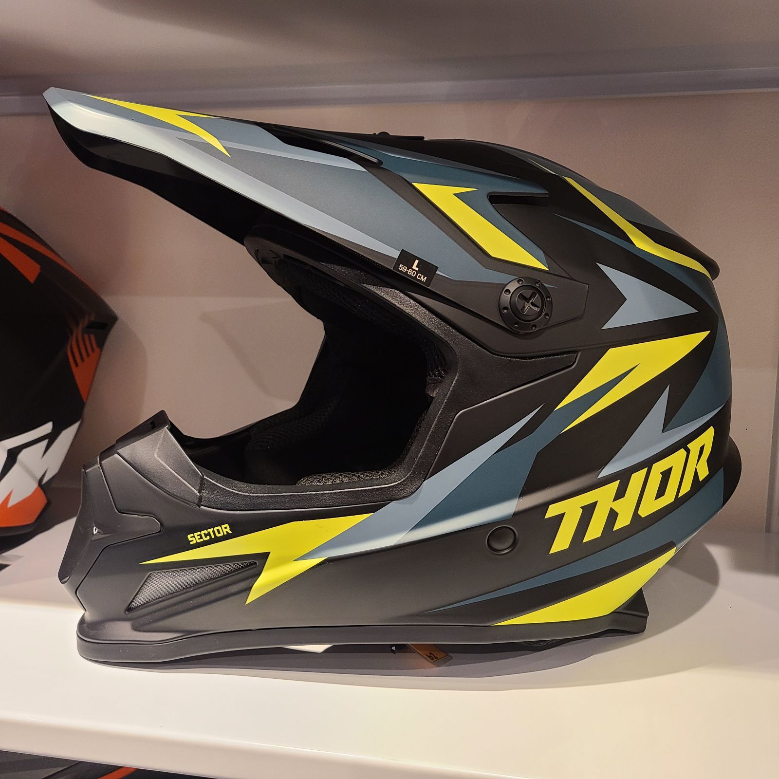 THOR SECTOR(ソアー セクター) SG ヘルメット アウトレット品 サイズL 