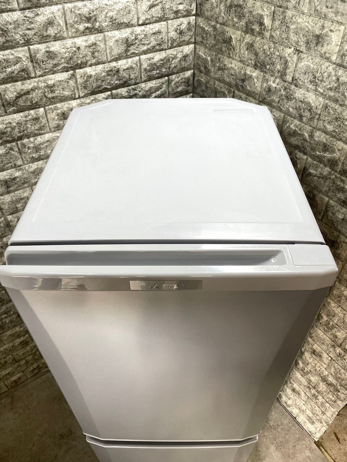 大阪送料無料☆3か月保障付き☆冷蔵庫☆2019年☆三菱☆2ドア☆MR-P15D