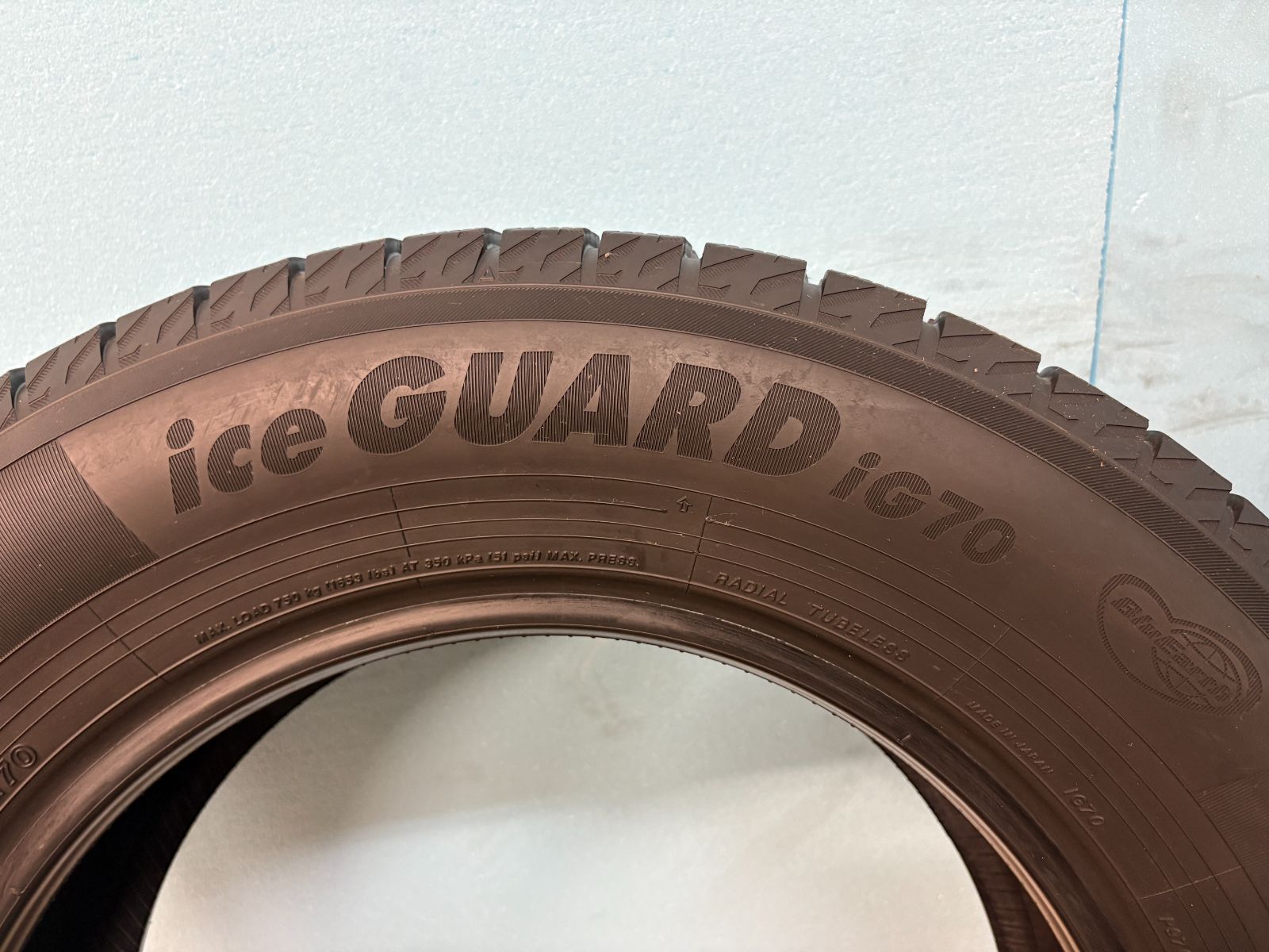 215|65|R16 iG70 スタッドレス YOKOHAMA iceGUARD iG70 16インチ ４本セット R16No7