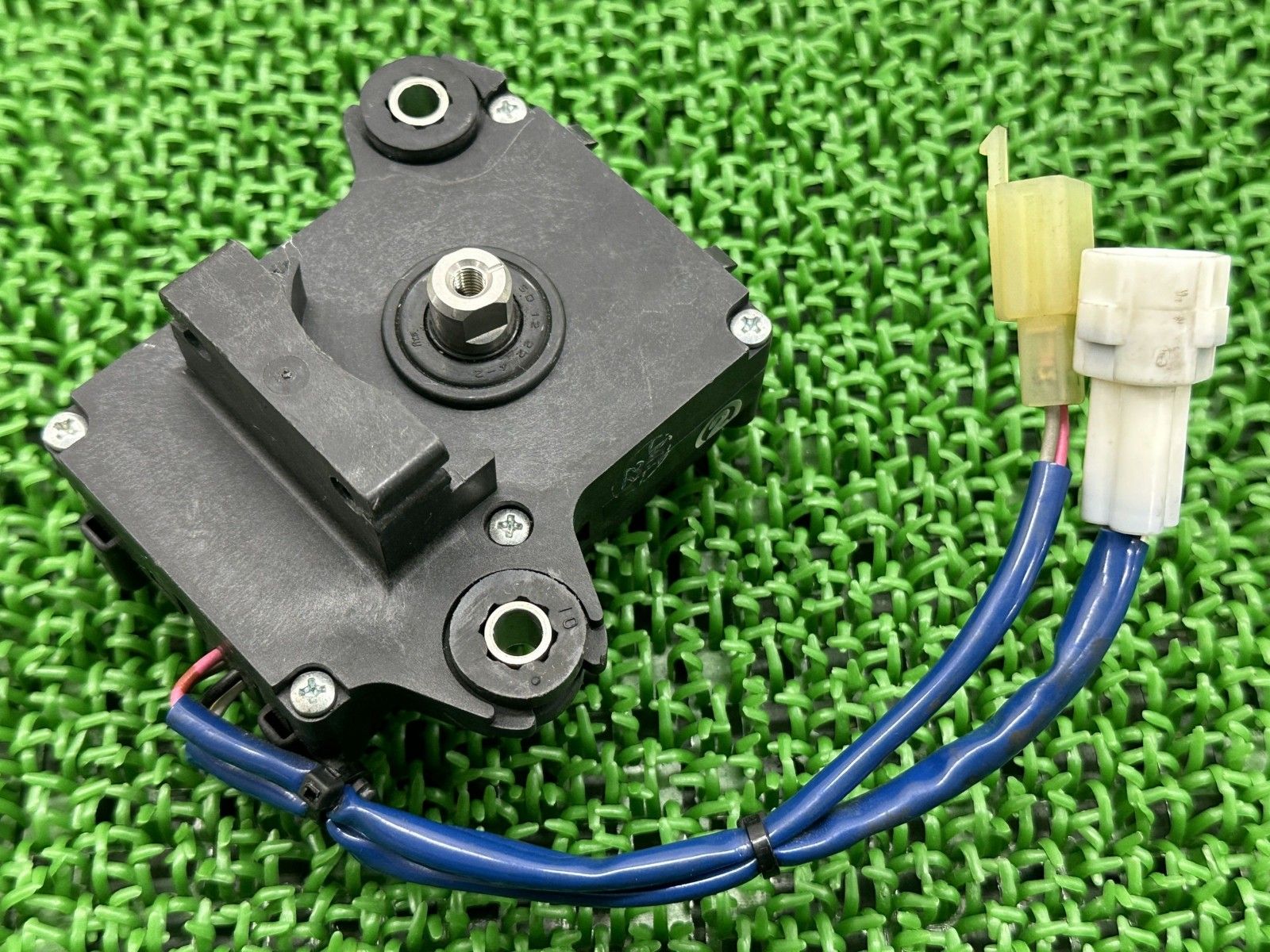 め ZX-6R 排気バルブモーター 21174-0009 カワサキ 純正 中古 19年