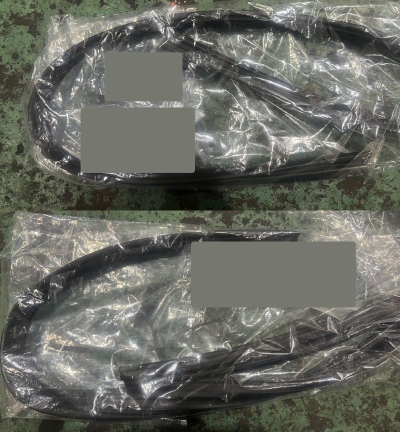 トヨタ TOYOTA 純正 ランドクルーザー HDJ81V FZJ80G FJ80G HZJ81V ランクル 80系 リア ドアガラスラン ゴム RH LH 助手席 運転席 セット パーツ エンジン タイヤ バンパー 検索 マフラー