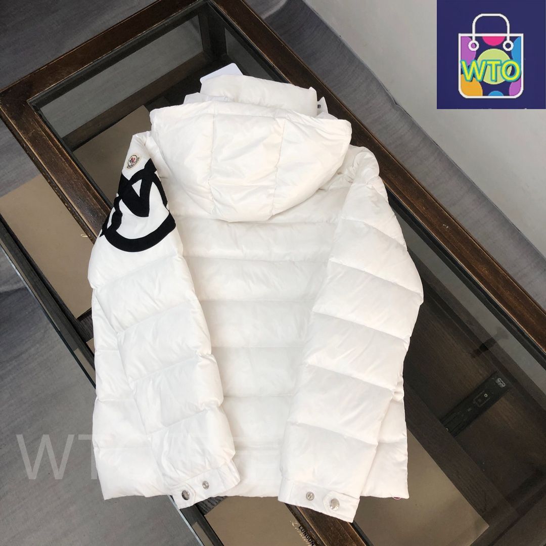 【関税&送料込】Moncler Xiaobai 限定生産【MONCLER】ヘビ年！Xiaobai フード付きダウン☆2色