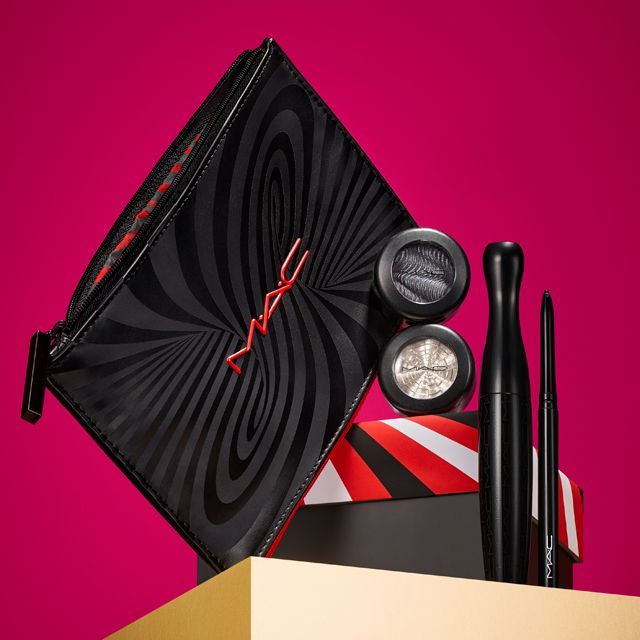 M・A・C（MAC）ナウ ユー シー ミー エクストラ ディメンション アイ キット　クリスマスコフレ　スモーキー
