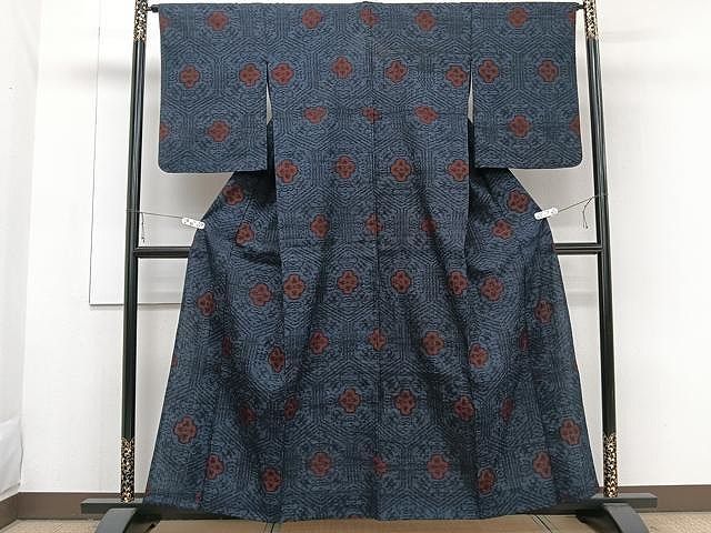 平和屋着物▽結城紬　単衣　幾何学文　80亀甲　正絹　逸品　DAAS0571az 平和屋着物▽結城紬 単衣 幾何学文 80亀甲 正絹 逸品 DAAS0571az