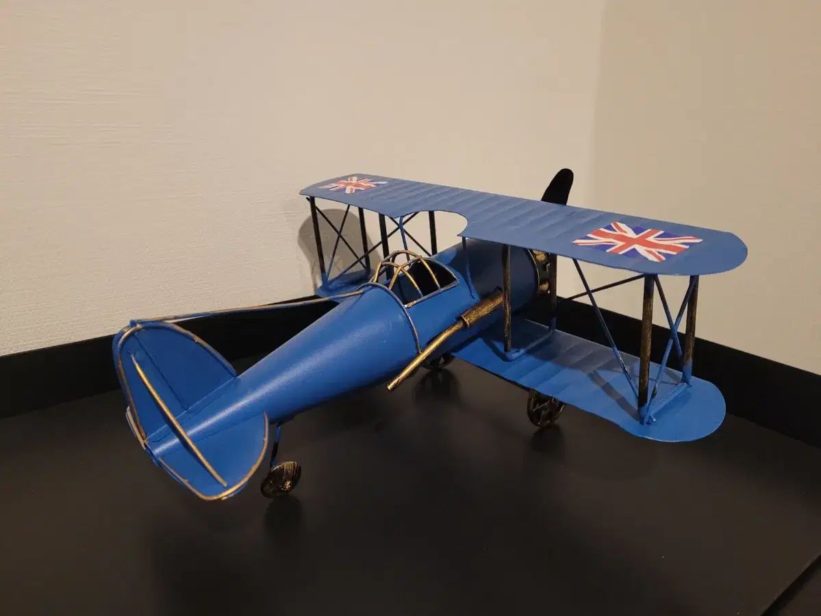 青 ブリキ 飛行機