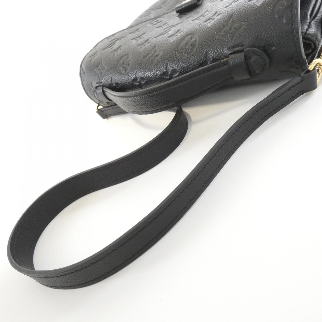 ルイヴィトン モノグラム