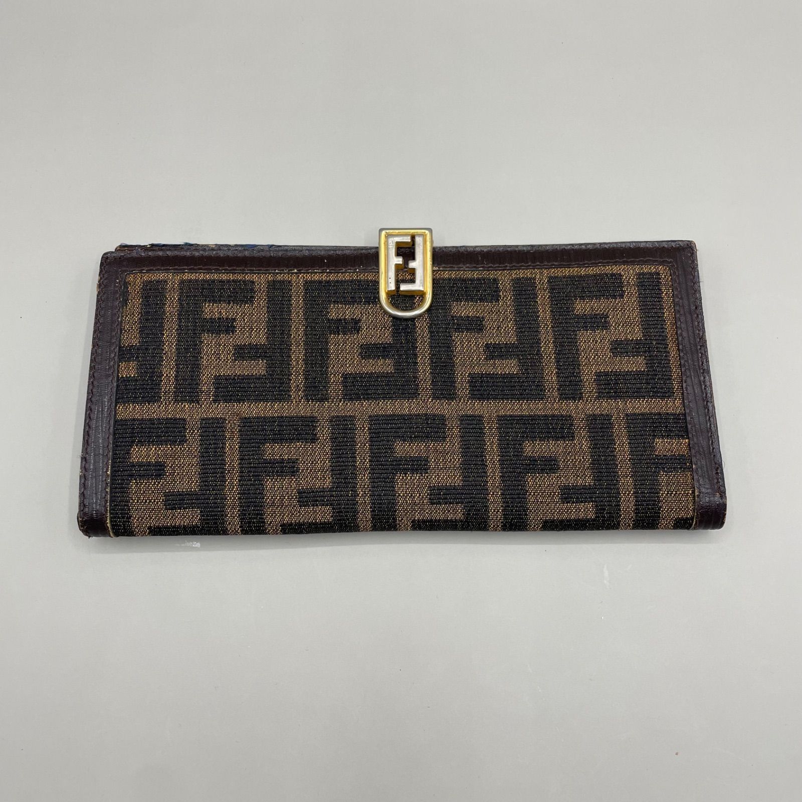 FENDI フェンディ 長財布 お札入れ ロングウォレット ズッカ柄 レザー 