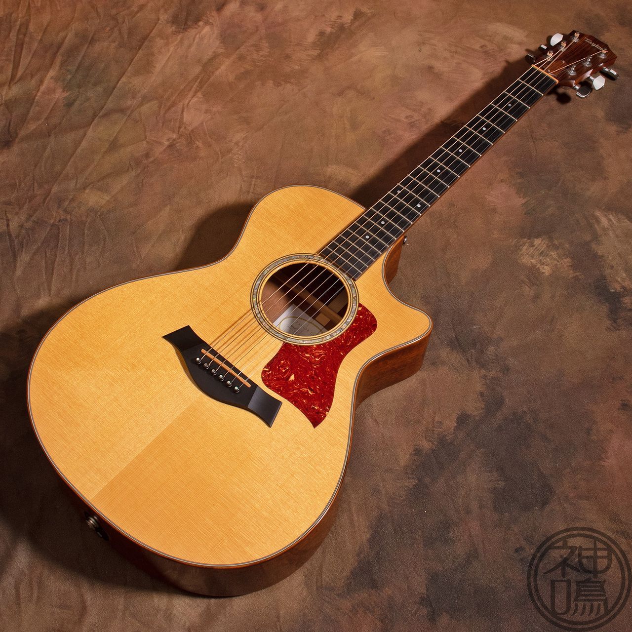 すぐ使えるヴィンテージ Morris MD-301N トップ単板 ハードケース付 すぐ使えるヴィンテージ Morris MD-301N トップ単板 ハードケース付