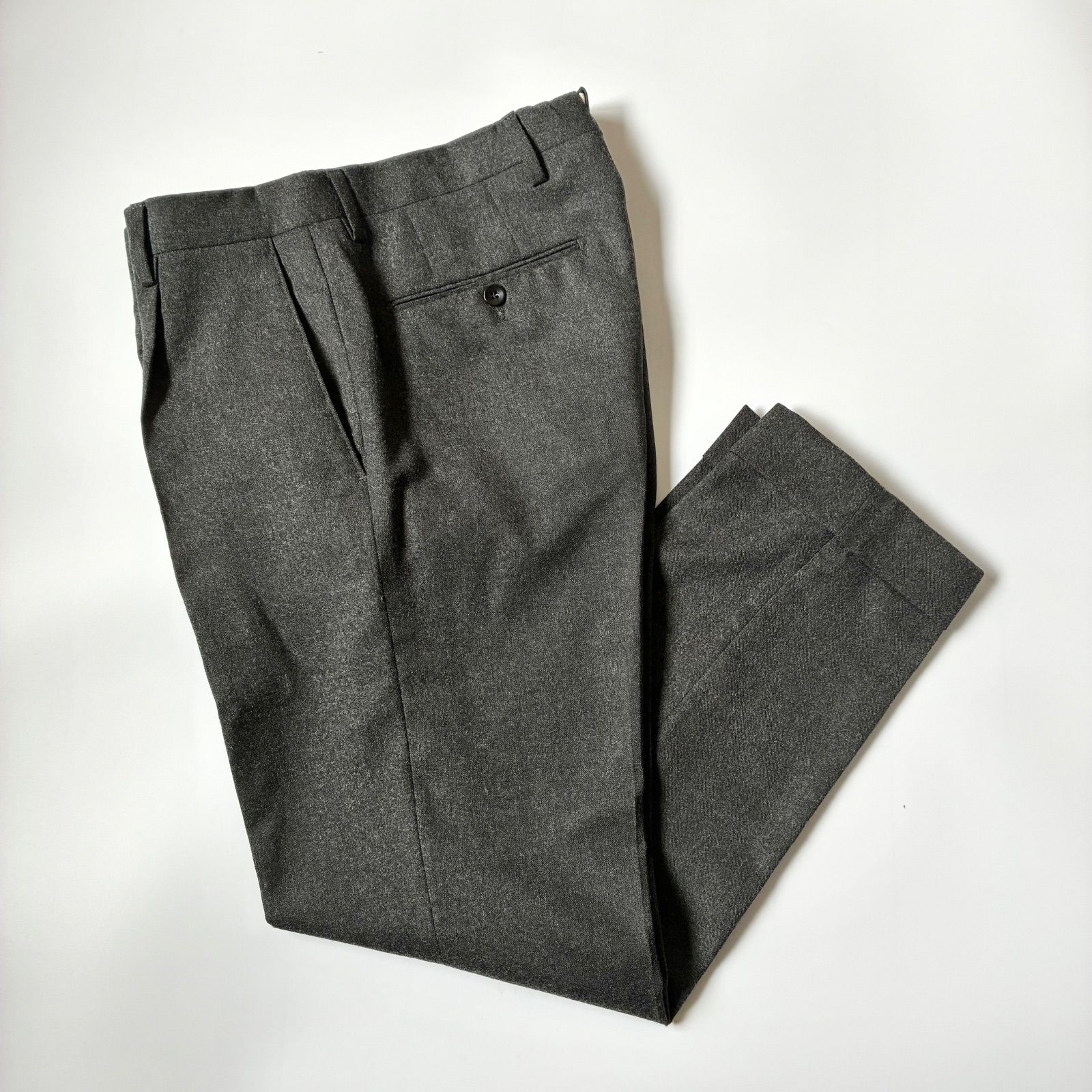 GERMANO / BEAMS F別注 ウールストレッチ サキソニー ワンプリーツ