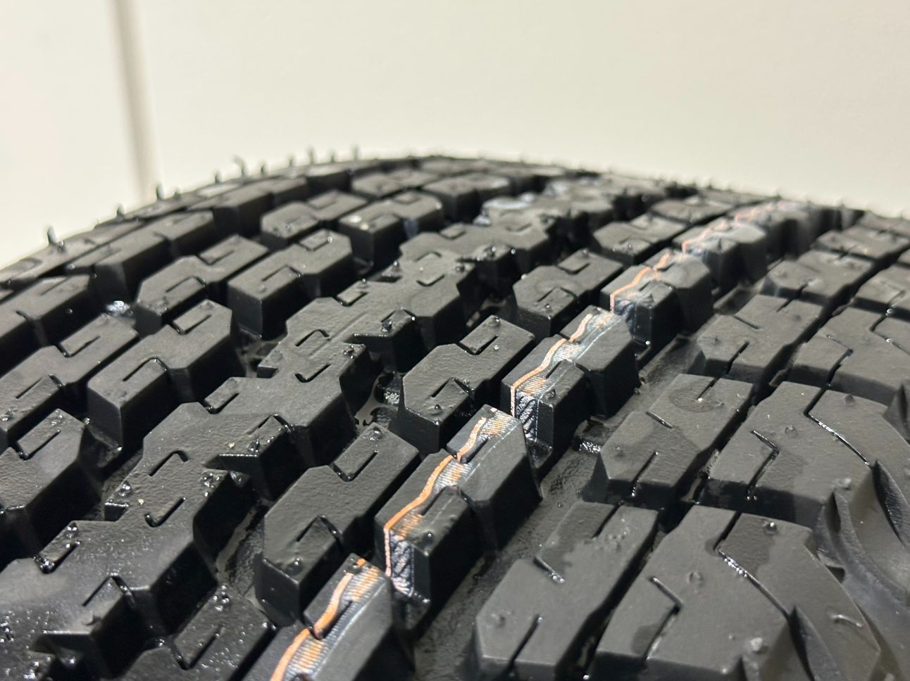 PCD127-5H スタッドレスタイヤ