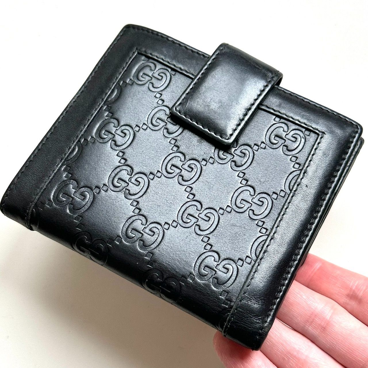 グッチ GUCCI 二つ折り財布 グッチシマ ゴールドロゴプレート ブラック